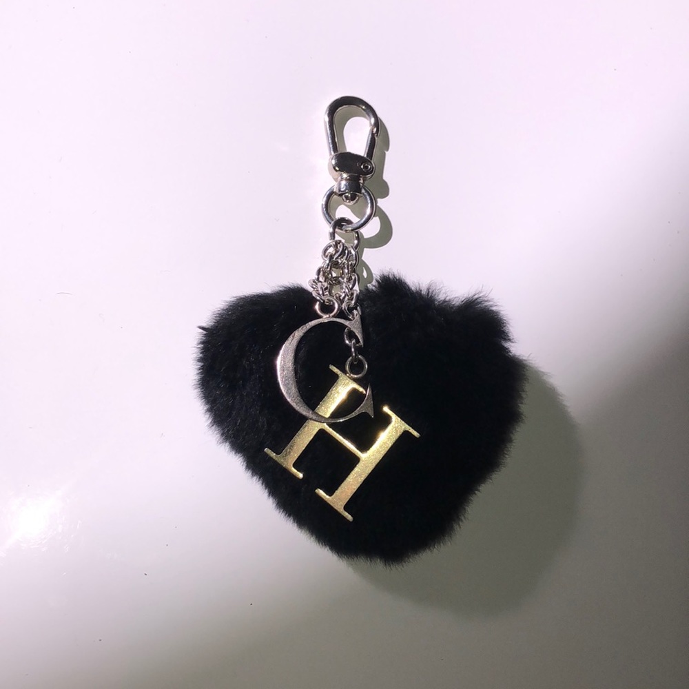 Carolina Herrera heart key chain